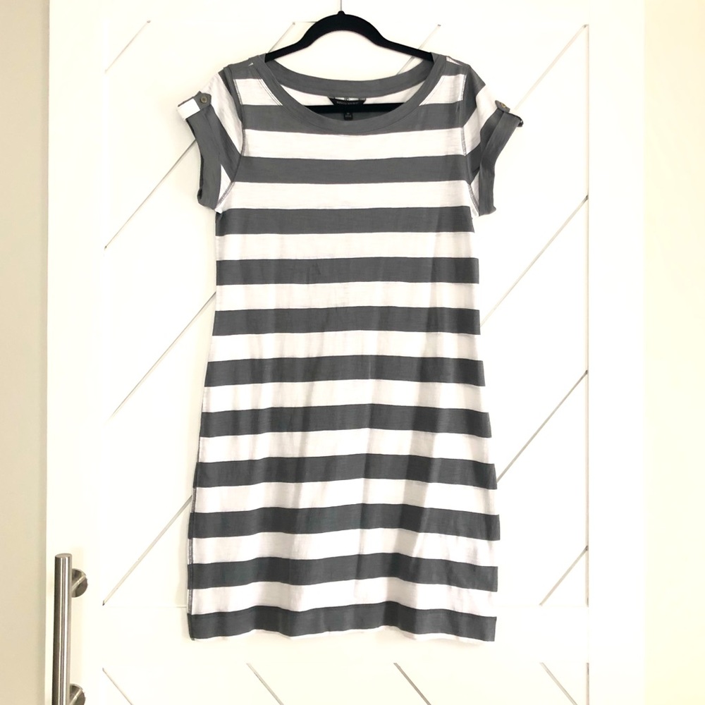 Banana Republic T shirt dress